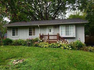 3070 Greenwood Dr, Rochester Hills, MI 48309