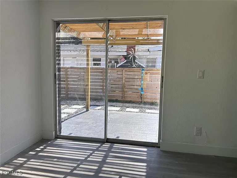 3835 Arlington St — Photo 8