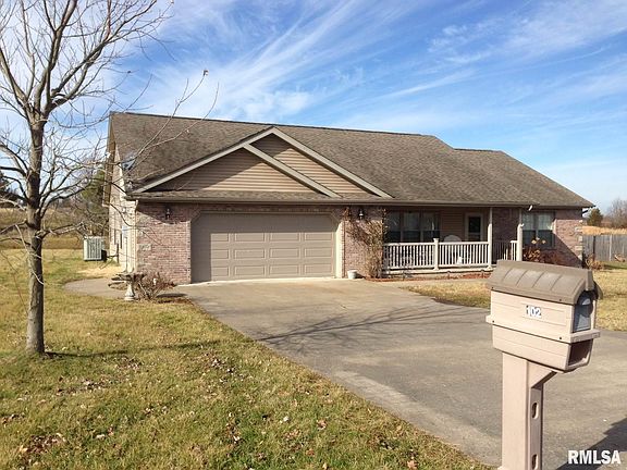 3rd image of 102 Sidney Ln