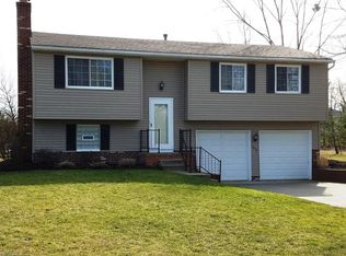 1646 Belfair Dr, Twinsburg, OH 44087