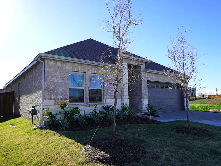1374 Chisos Way — Photo 1