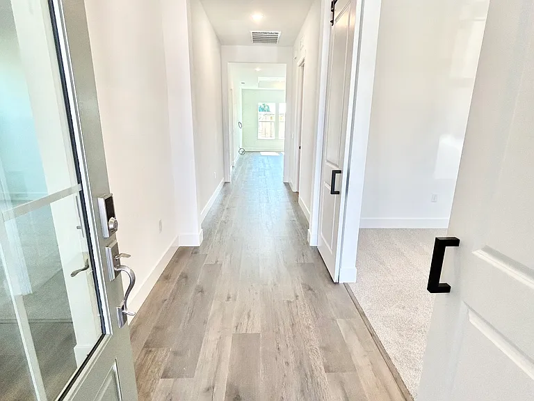 238 Apple Grove Ave — Photo 3