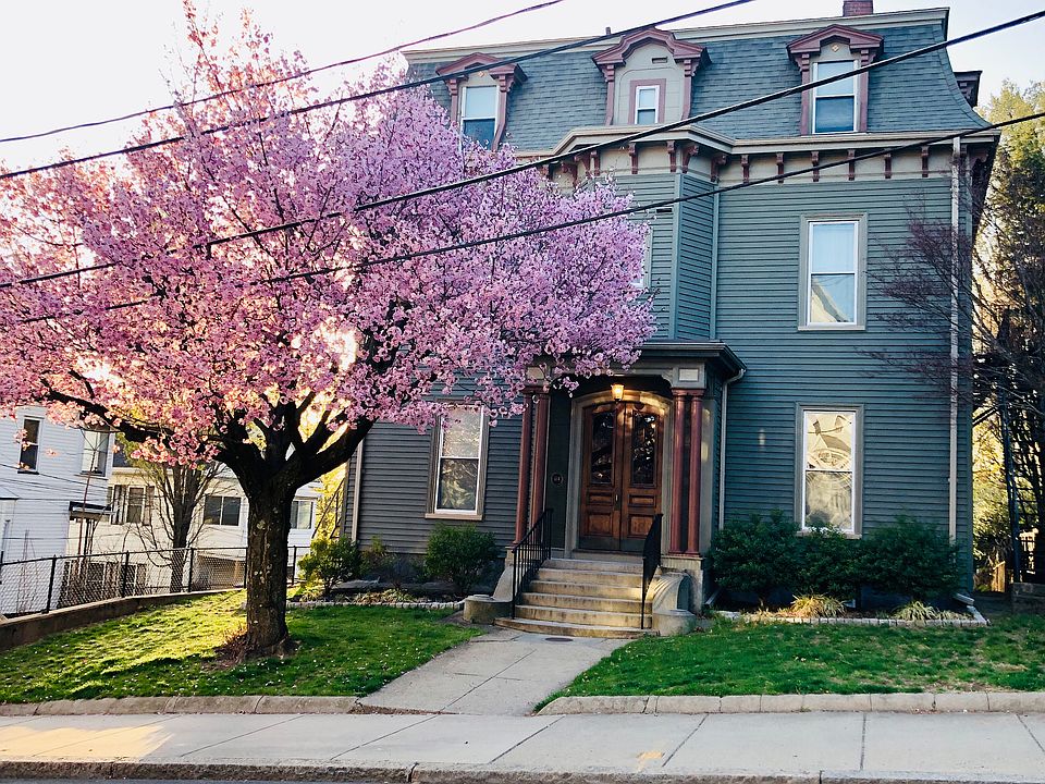 154 Central Street