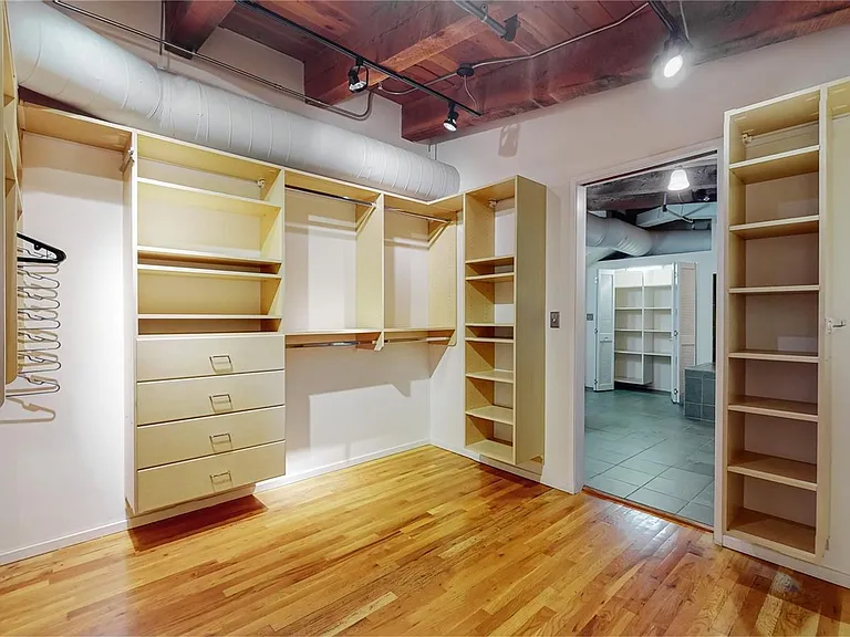 1720 Wynkoop St #411 — Photo 23