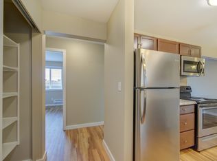 10835 NE 68th St #2, Kirkland, WA 98033