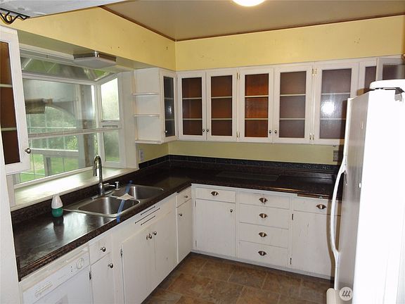 4th image of 6802 106th Street Ct E