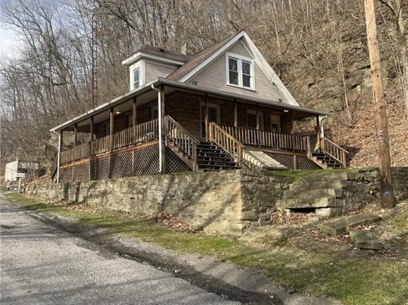 431 Wells Hollow Rd, Wellsville, OH 43968