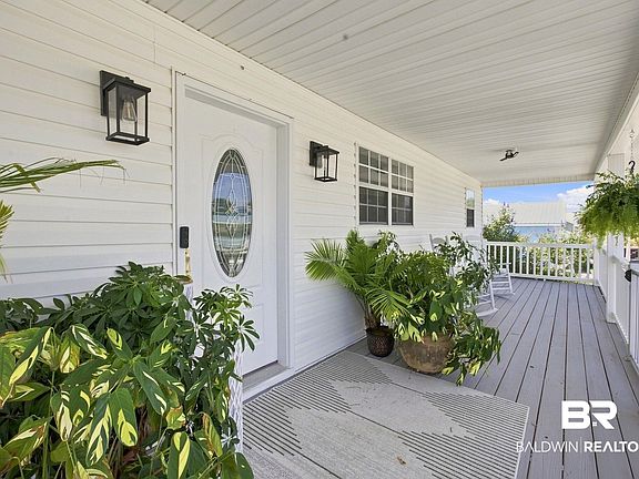 4th image of 26420 Marina Rd