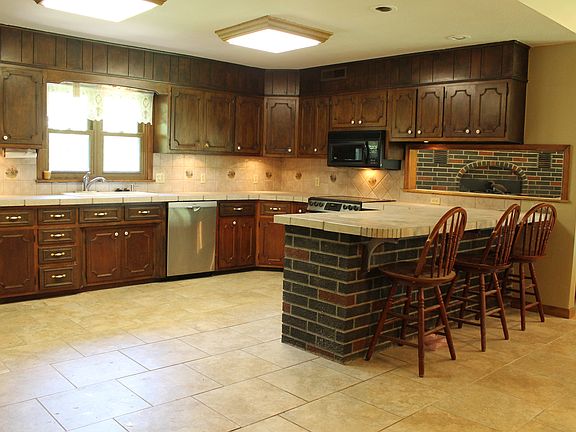 Kitchen With Pass Through