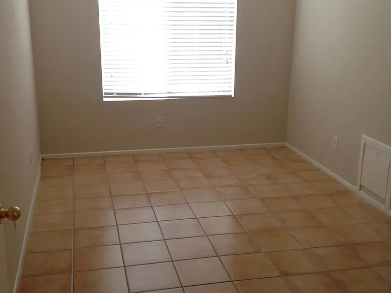 13785 Salado Way — Photo 9