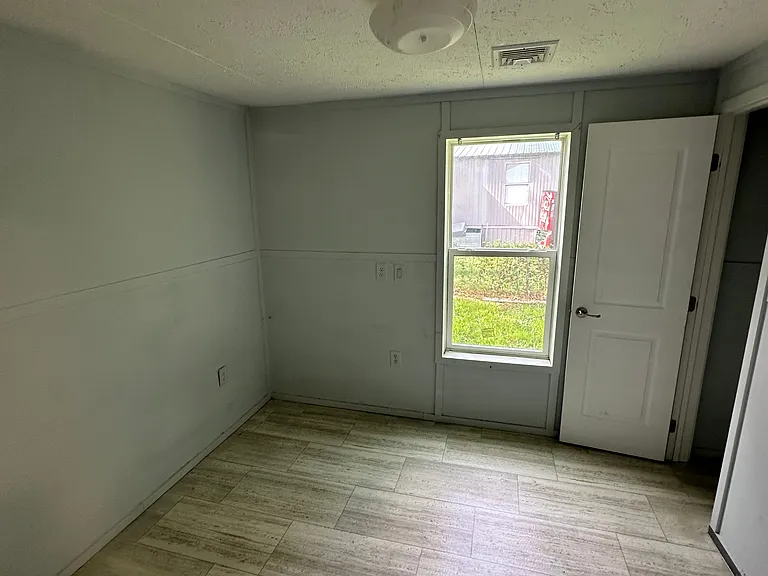 1168 Shedd Rd #17 — Photo 6