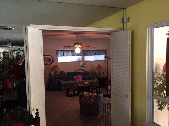 4th image of 5509 N Maroa Ave