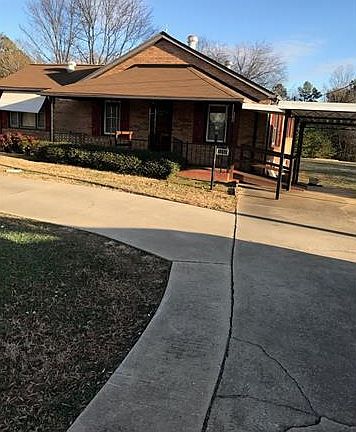4th image of 2237 Charlotte Hwy