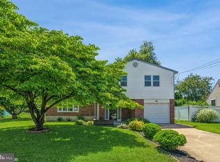 436 Mark Pl, Philadelphia, PA 19115