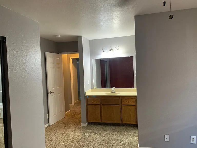 861 Cloverland Way — Photo 9