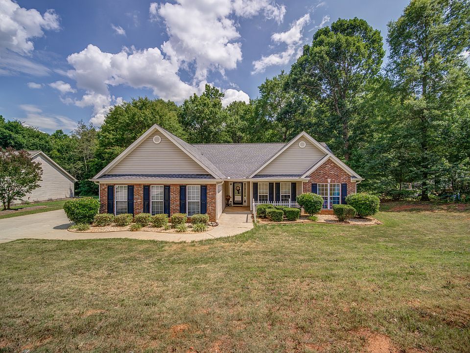 1st image of 348 Indian Springs Dr