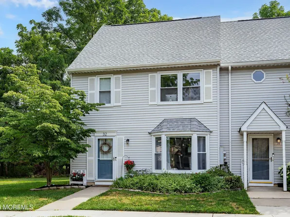 32 Independence Court, Jackson, NJ 08527