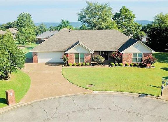 2nd image of 708 Creekmore Hts