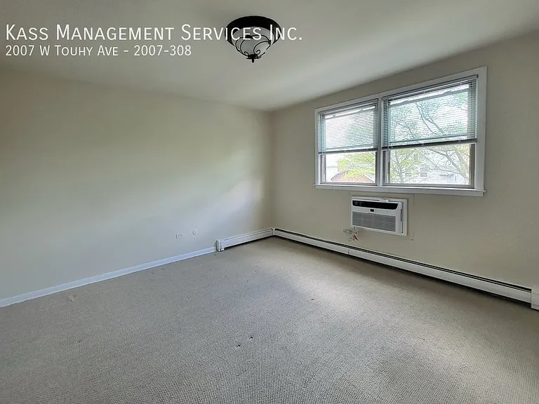 2007 W Touhy Ave #308 — Photo 8