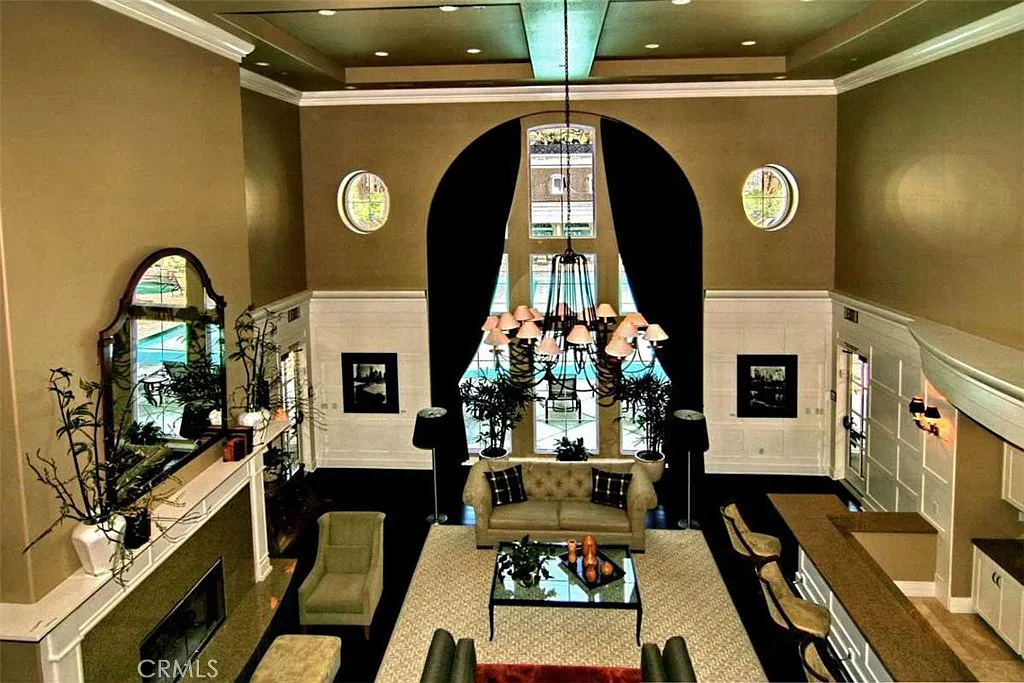 1 bed, 648 sqft, $2,550 — Photo 3