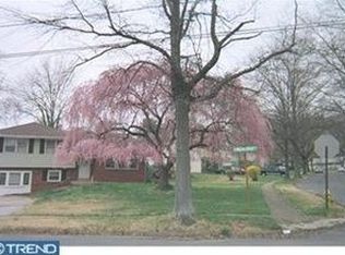 526 King George Rd, Cherry Hill, NJ 08034