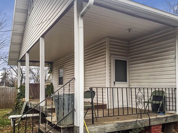 5th image of 3938 Linden Ave