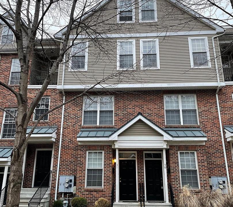 1st image of 31 Brewerytown Ct