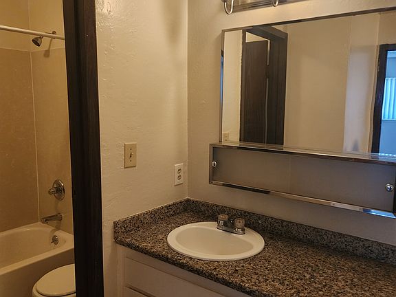 2nd image of 1510 164th Ave