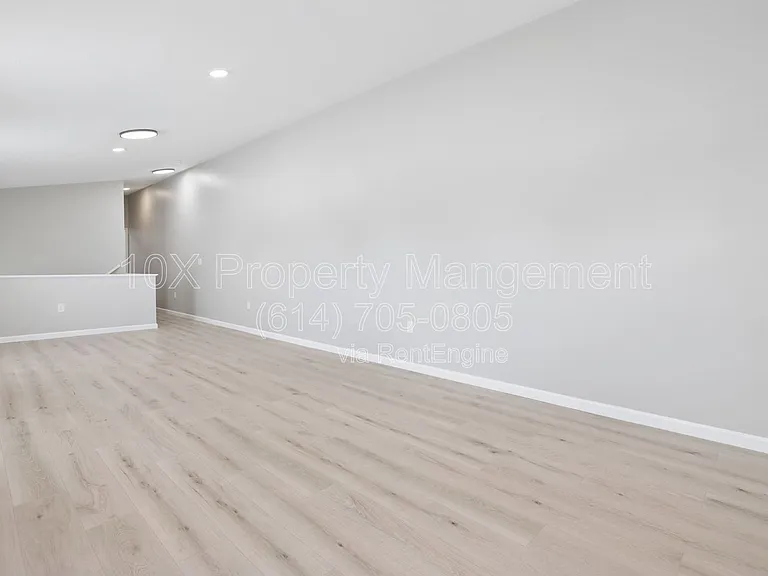 1209 E Whittier St #E — Photo 20