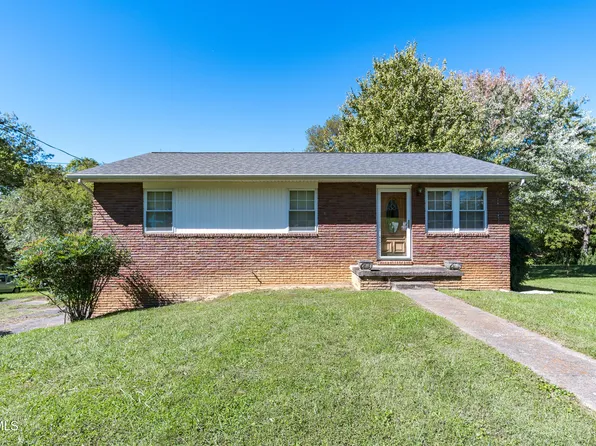 504 Burkley Ct, Johnson City, TN 37604