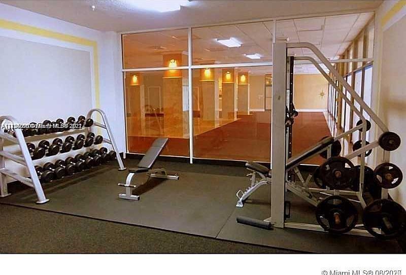 1st image of 400 Kings Point Dr #11