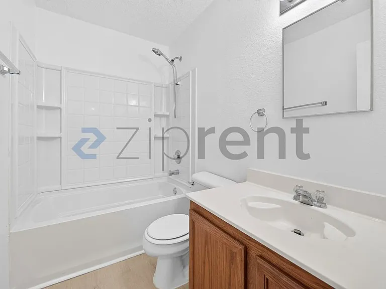 1320 Junction Run — Photo 26