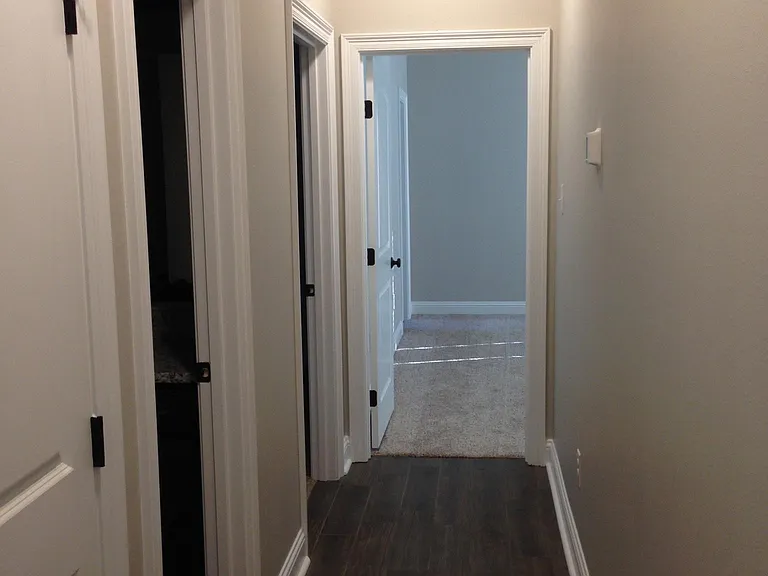 613 Acacia Dr — Photo 12