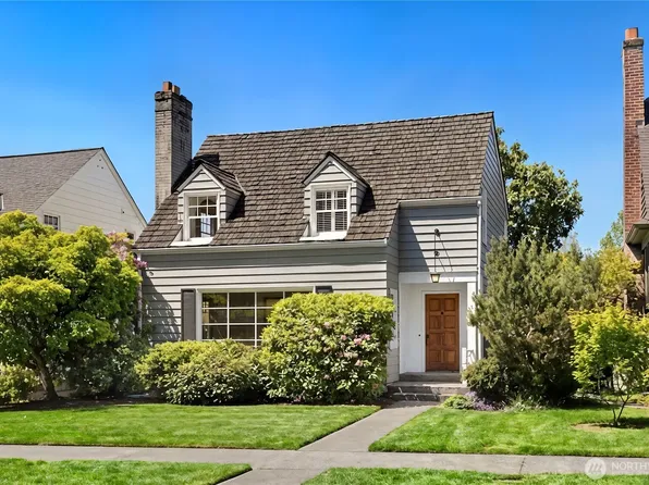 3863 44th Avenue NE, Seattle, WA 98105