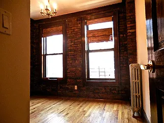 Rented by Aimee Grodanz, LREB