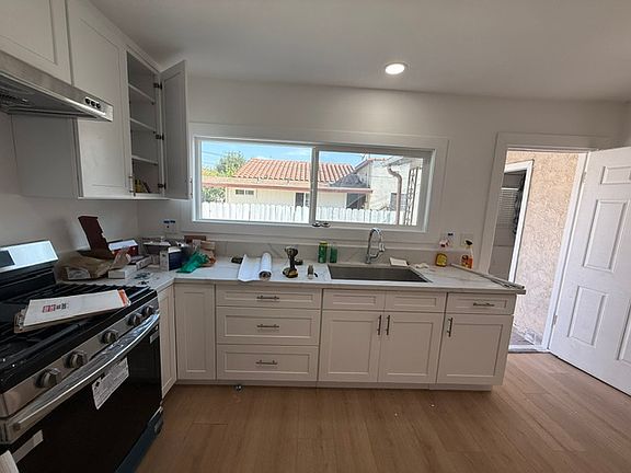 4th image of 1809 S Stoneman Ave #B