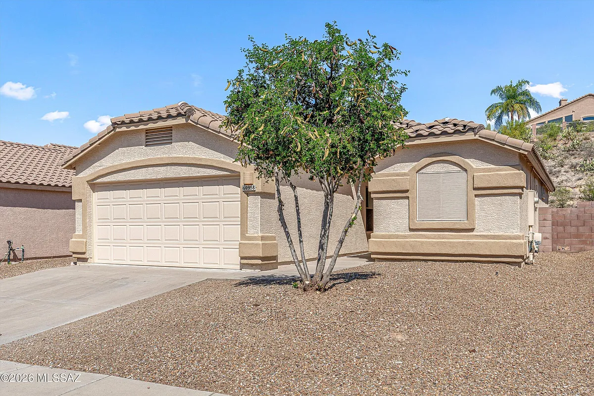 Building Photo - 60958 E Cantle Ct