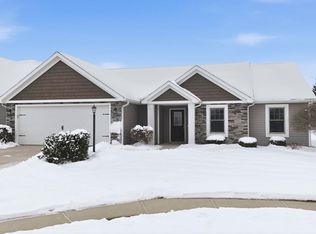 16205 Ballantyne Trl, Huntertown, IN 46748