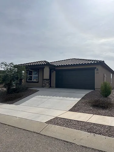1299 W Flowstone Trl Photo 1