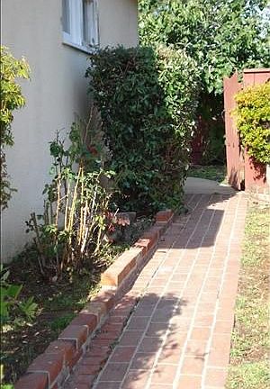 3rd image of 10952 Casimir Ave