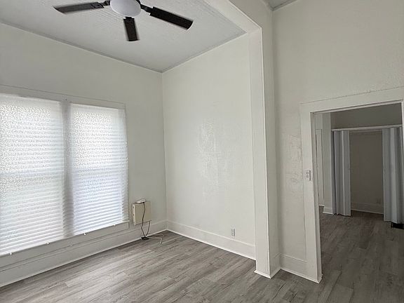 5th image of 520 S Broadway Ave #5