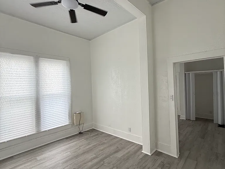 520 S Broadway Ave #5 — Photo 5