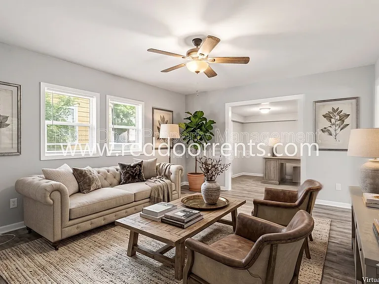3207 N Arsenal Ave — Photo 1
