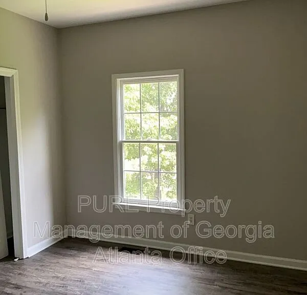 27 N Hampton Dr — Photo 24