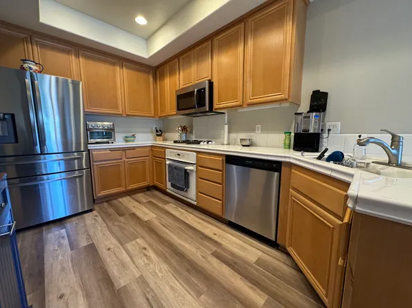 1945 Devaul Ranch Dr, San Luis Obispo, CA 93405