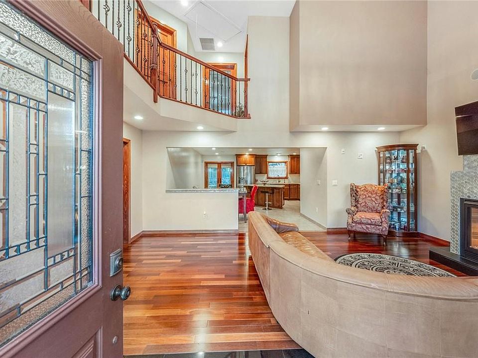 1st image of 159 Windermere Drive AKA - 161 Windermere Drive