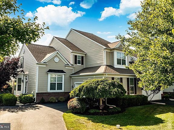 4th image of 226 N Caldwell Cir