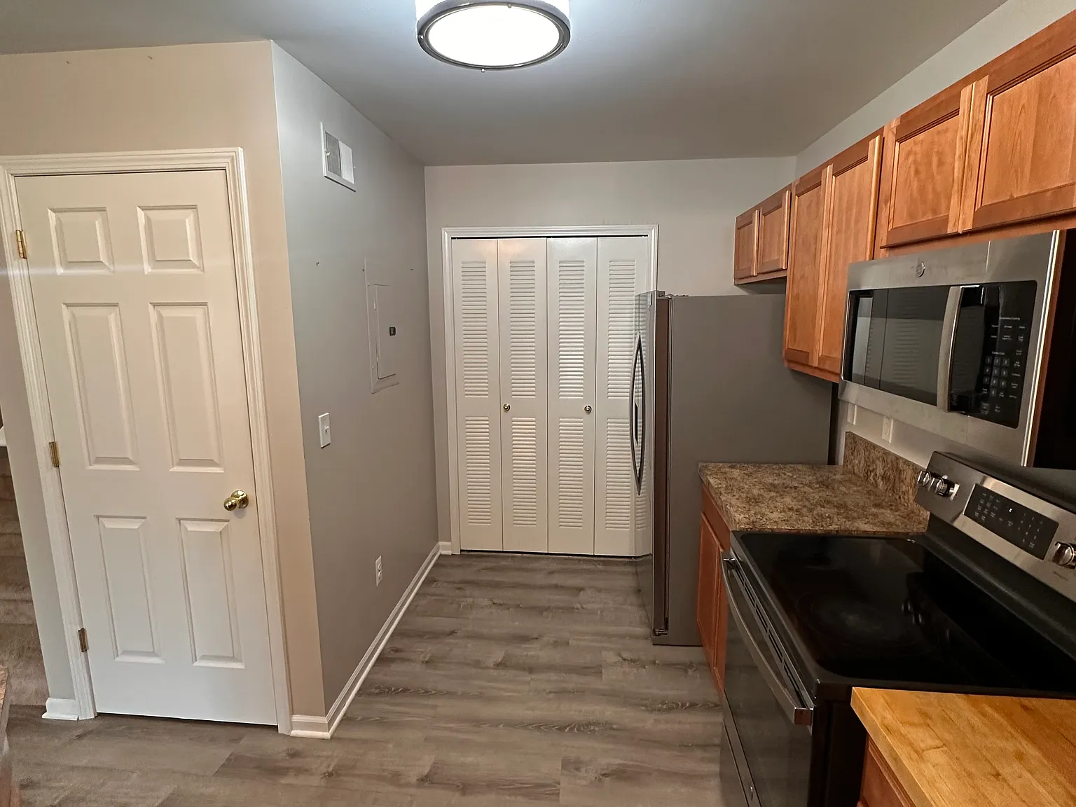 2 bed, 1679 sqft, $1,995 — Photo 4