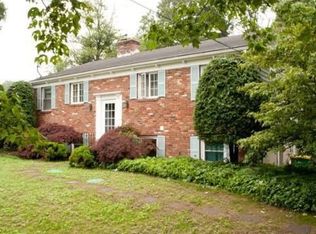 21 Reservoir St, North Attleboro, MA 02760