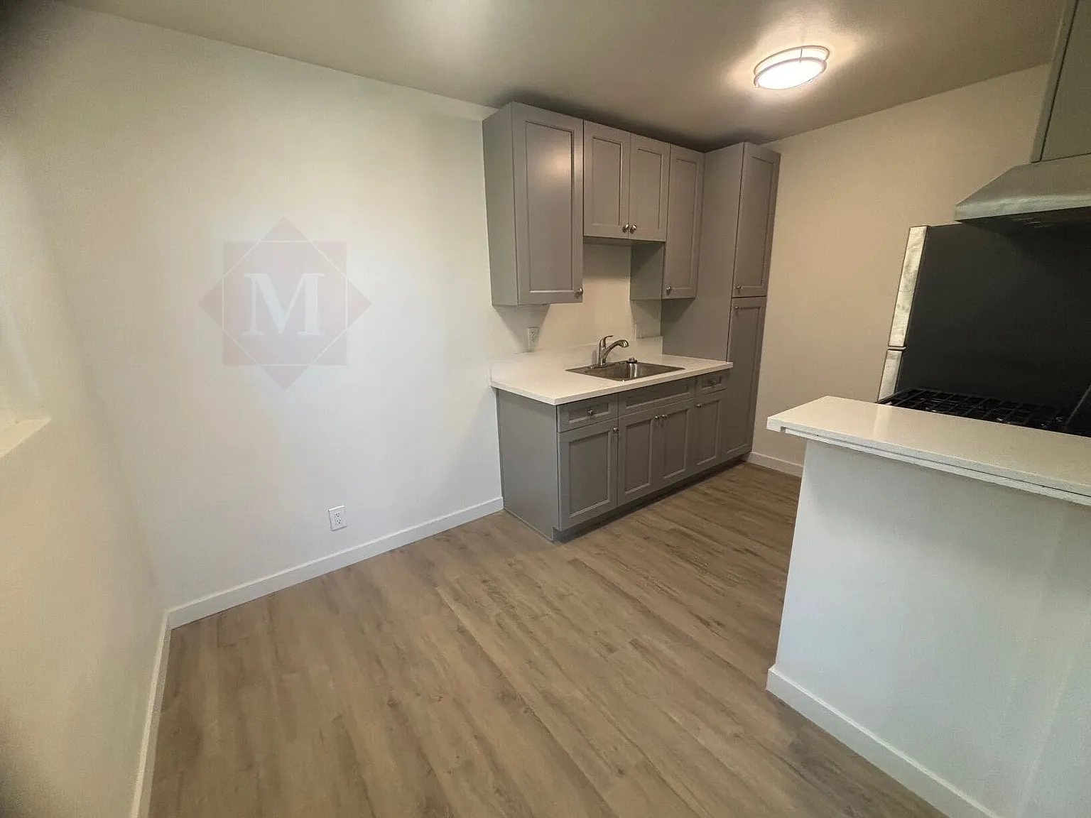 2 bed, 650 sqft, $2,000 — Photo 3